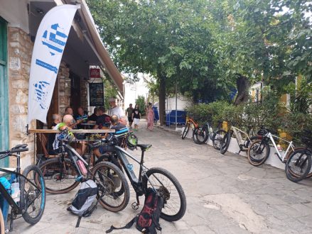 e-bike-tours_beginners-fun-tour-in-theologos_2