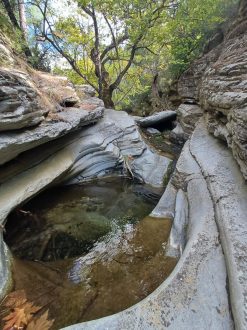 e-bike-tours_maries-lake-kastro-waterfalls_12