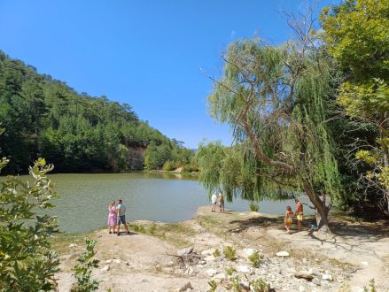 e-bike-tours_maries-lake-kastro-waterfalls_4