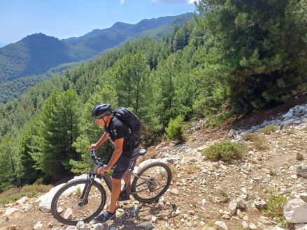 e-bike-tours_potos-to-kinira-old-mountain-road_14