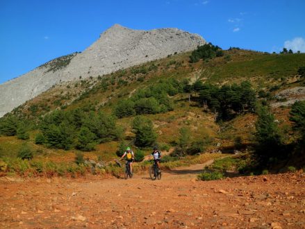 e-bike-tours_two-peaks-tour_01
