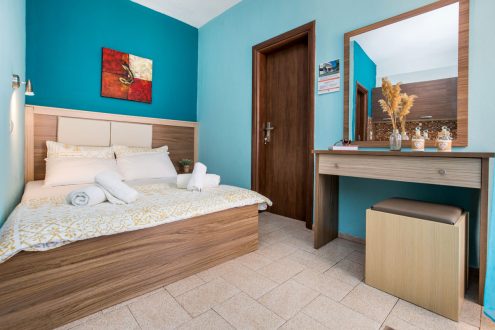 velo-studios-apartment-top-floor-b