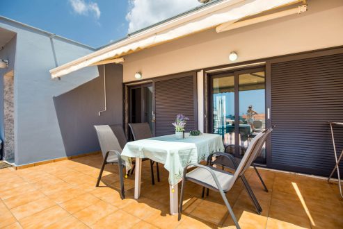 velo-studios-apartment-top-floor-c